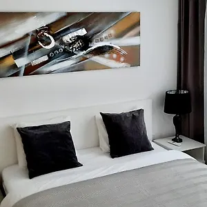 Apart Sky Hauptbahnhof With Balcony Apartment