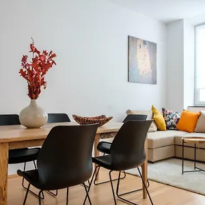 Experience Apartment